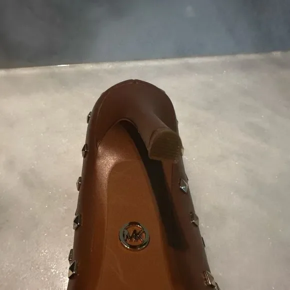 NWOT Michael Kors Pointed Toe Keke Studded Leather Slip-on Pumps Brown Size 7.5 - Picture 7 of 7